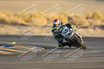 media/Nov-17-2024-CVMA (Sun) [[1fec520723]]/Race 18-Supersport Middleweight/